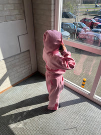 KYNAÍ ZIP-UP HOODIE